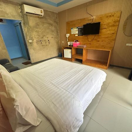 Jingle Bells Resort Koh Larn Extérieur photo